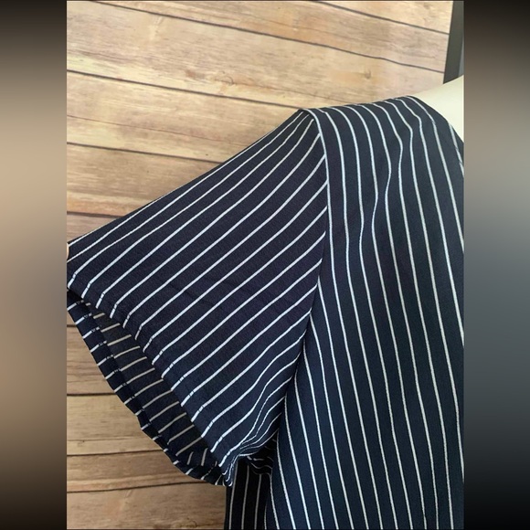 Elizabeth - Size 3X - Picture 4 of 7